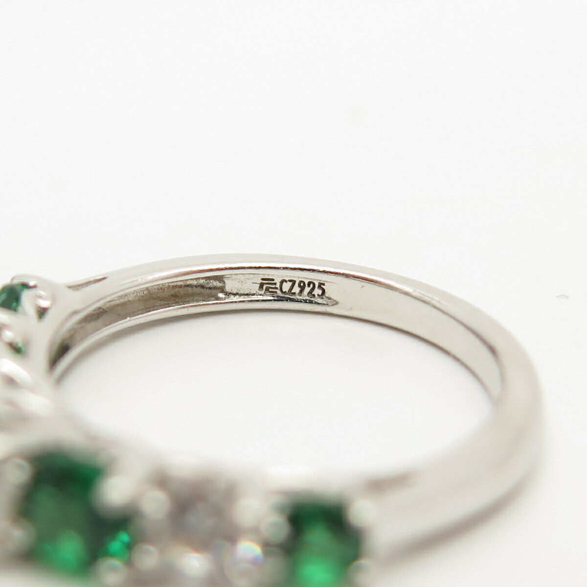 925 Sterling Silver White & Diopside-Tone C Z Ring Size 5