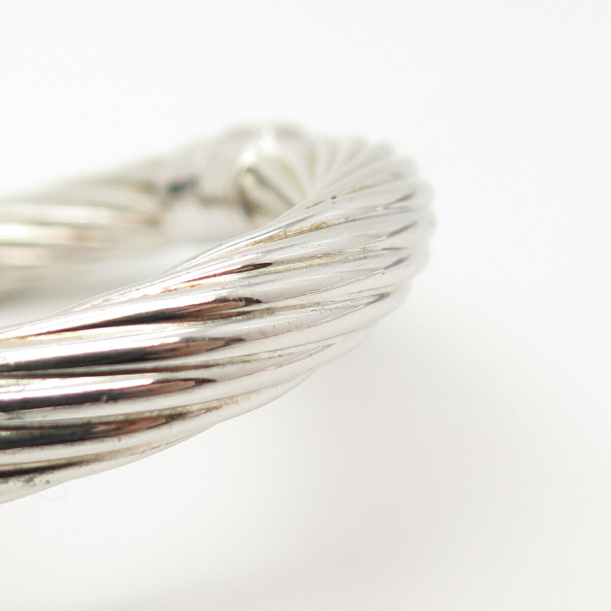 925 Sterling Silver Twisted Modernist Bangle Bracelet 7"