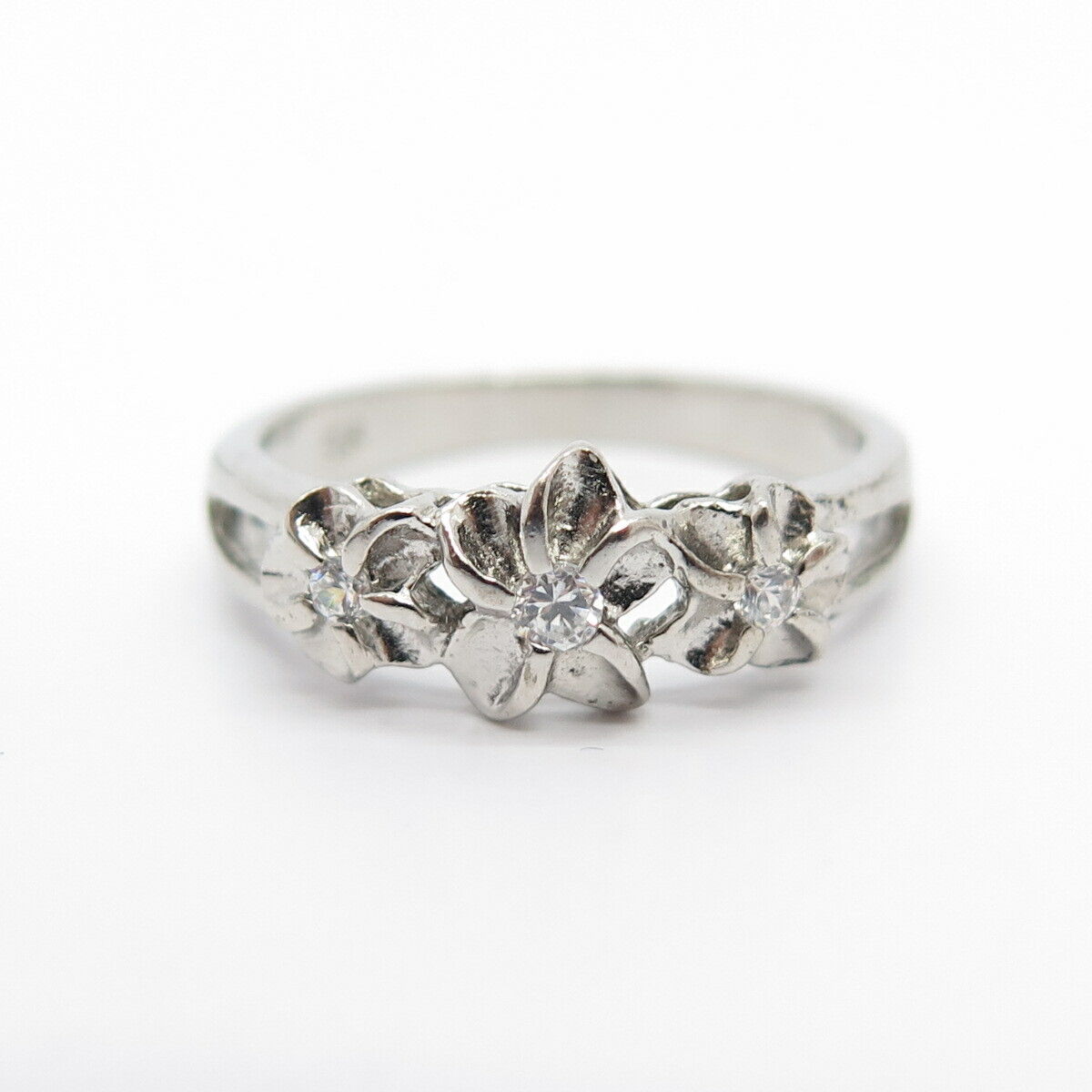 925 Sterling Silver C Z Floral Ring Size 7