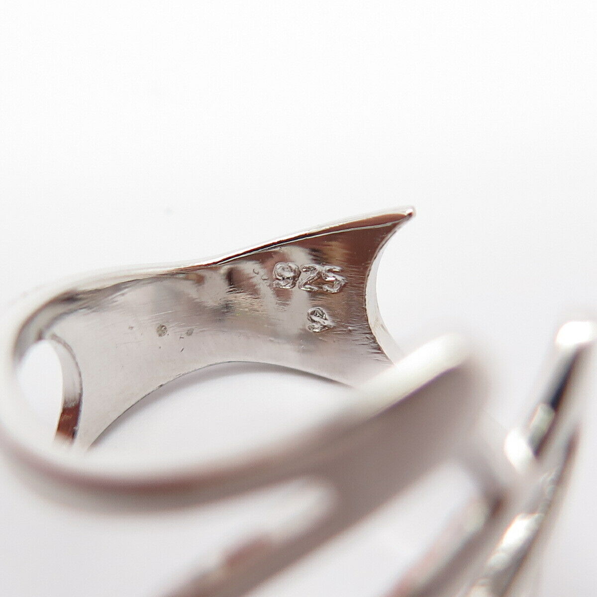 925 Sterling Silver Abstract Ring Size 8 1/4