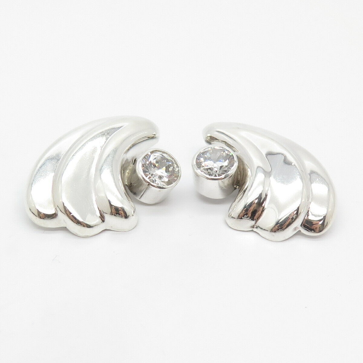 950 Silver 2-Tone Vintage Mexico C Z Ribbed Clip On Earrings