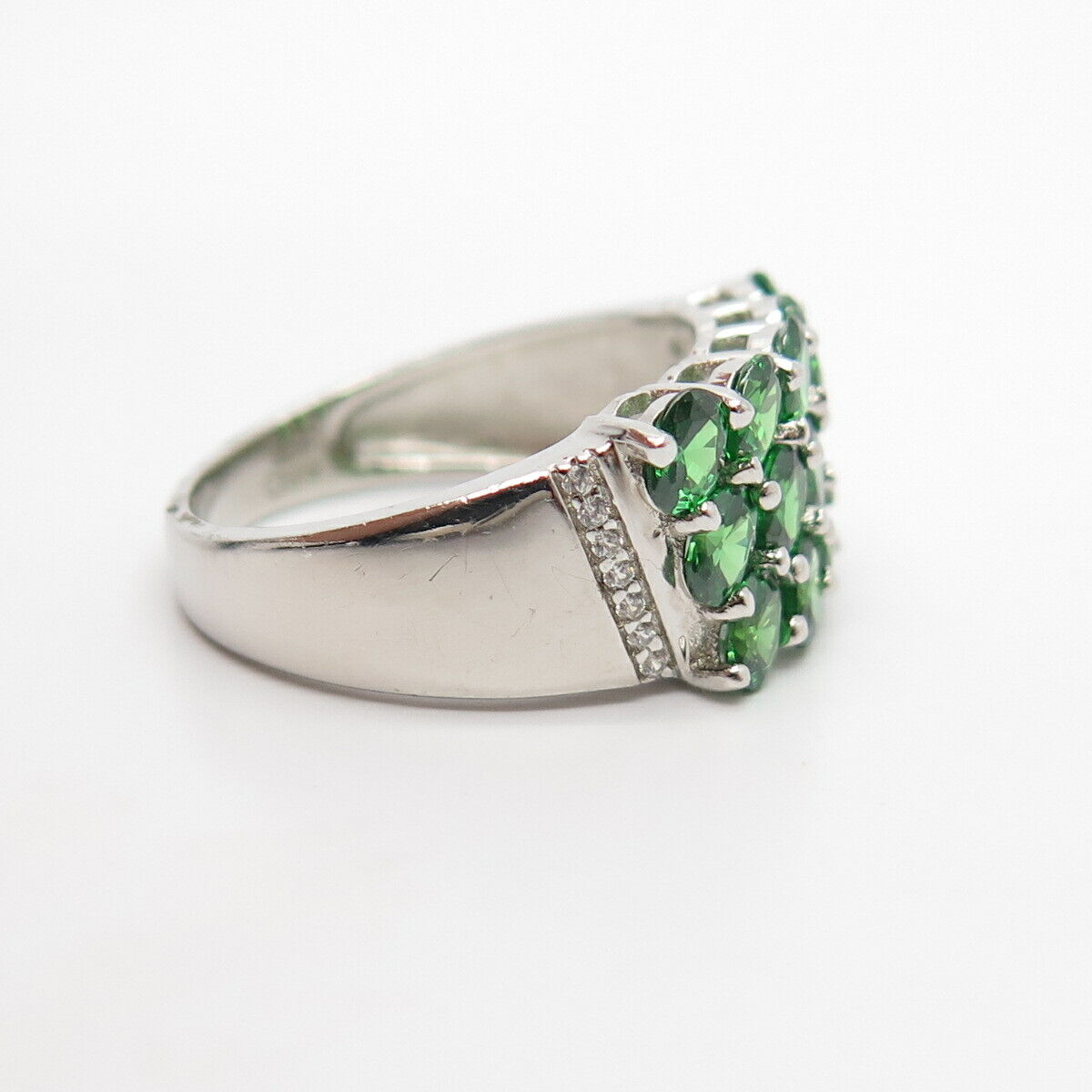 925 Sterling Silver White & Diopside-Tone C Z Ring Size 7 3/4