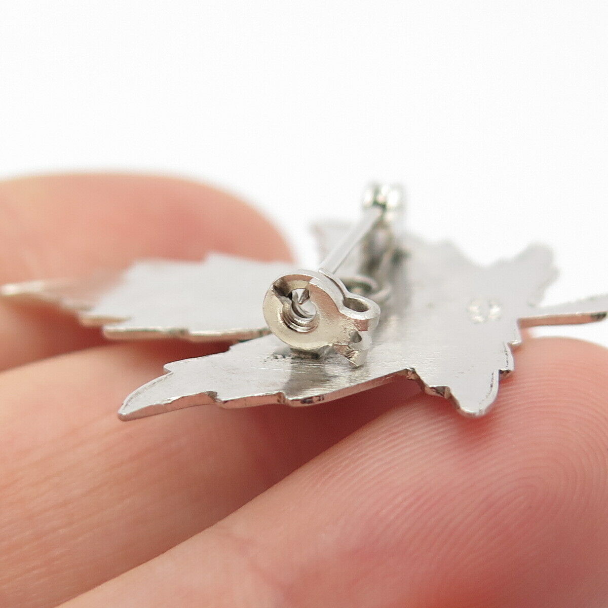 925 Sterling Silver Vintage Breadner & Co. "Quebec" Enamel Maple Leaf Pin Brooch