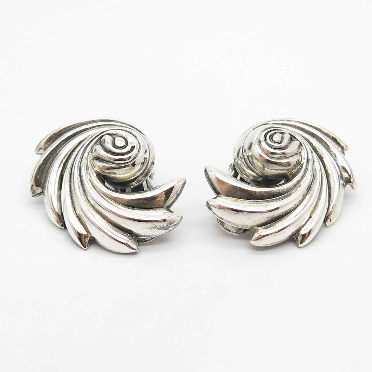 925 Sterling Silver Vintage Danecraft Ribbed Clip On Earrings