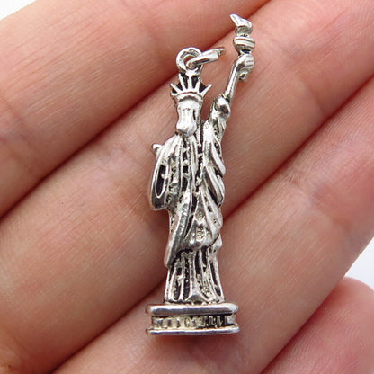 800 Silver Vintage Statue of Liberty Pendant