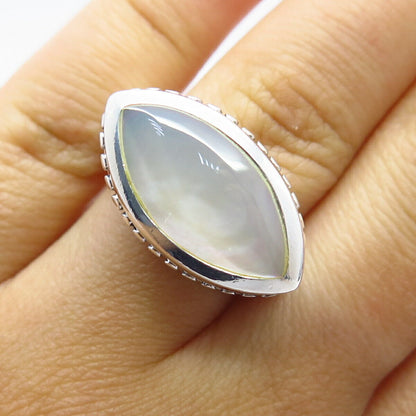 925 Sterling Silver Vintage Real Mother-of-Pearl Almond Shape Ring Size 6.5