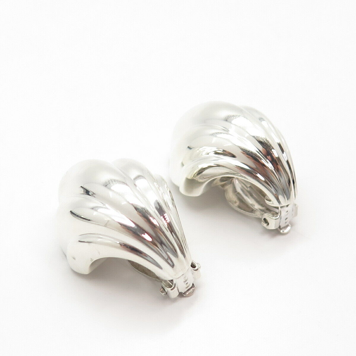 925 Sterling Silver Vintage Bayanihan Ribbed Clip On Earrings