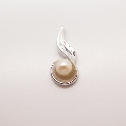 925 Sterling Silver Vintage Real Pearl Leaf Pendant