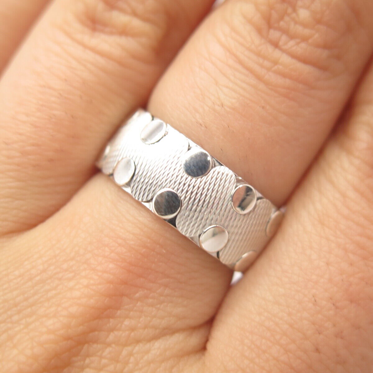 925 Sterling Silver Neos Striped Band Ring Size 7