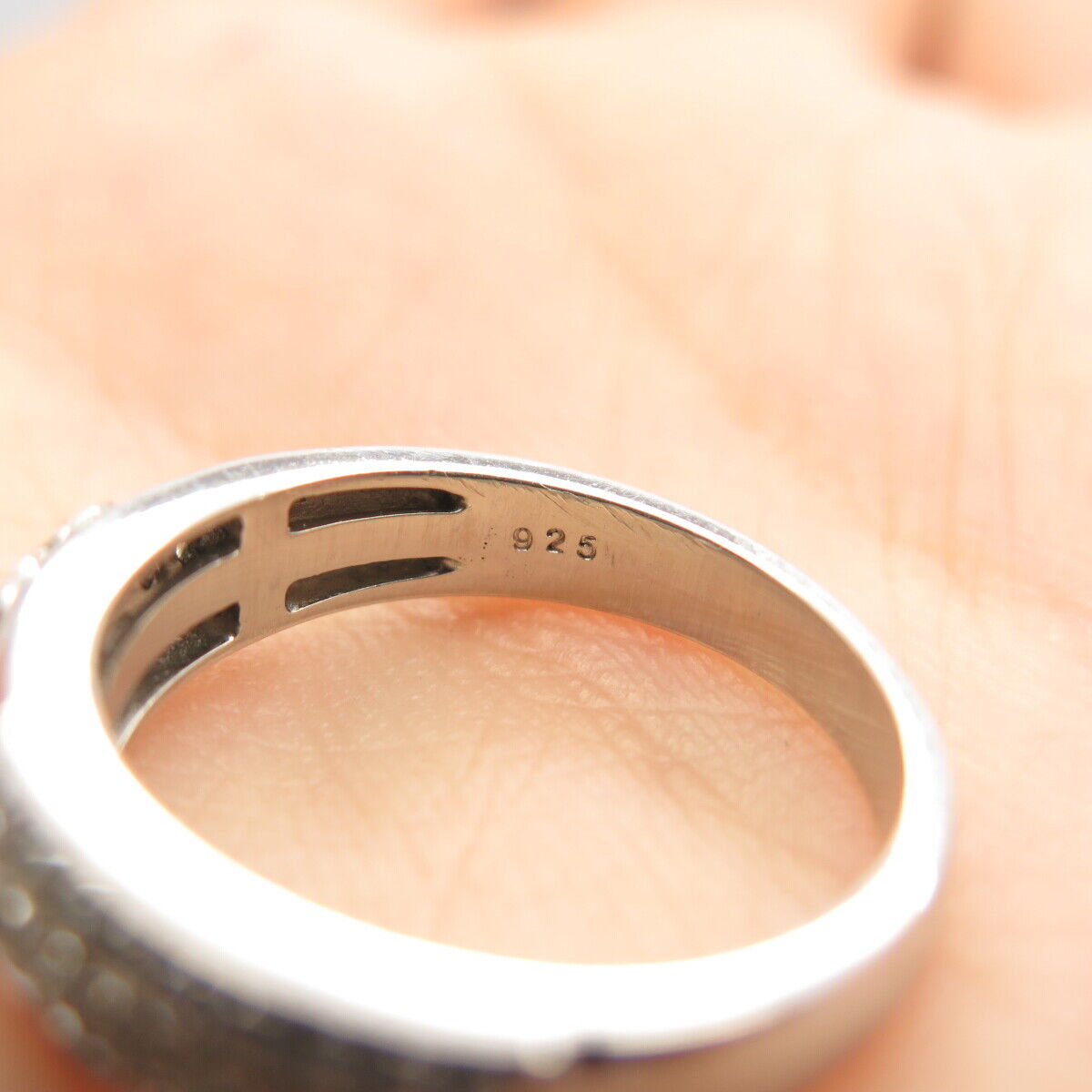 925 Sterling Silver Pave C Z Ring Size 7