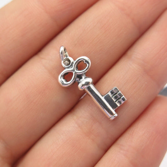 835 Silver Vintage Key Charm Pendant