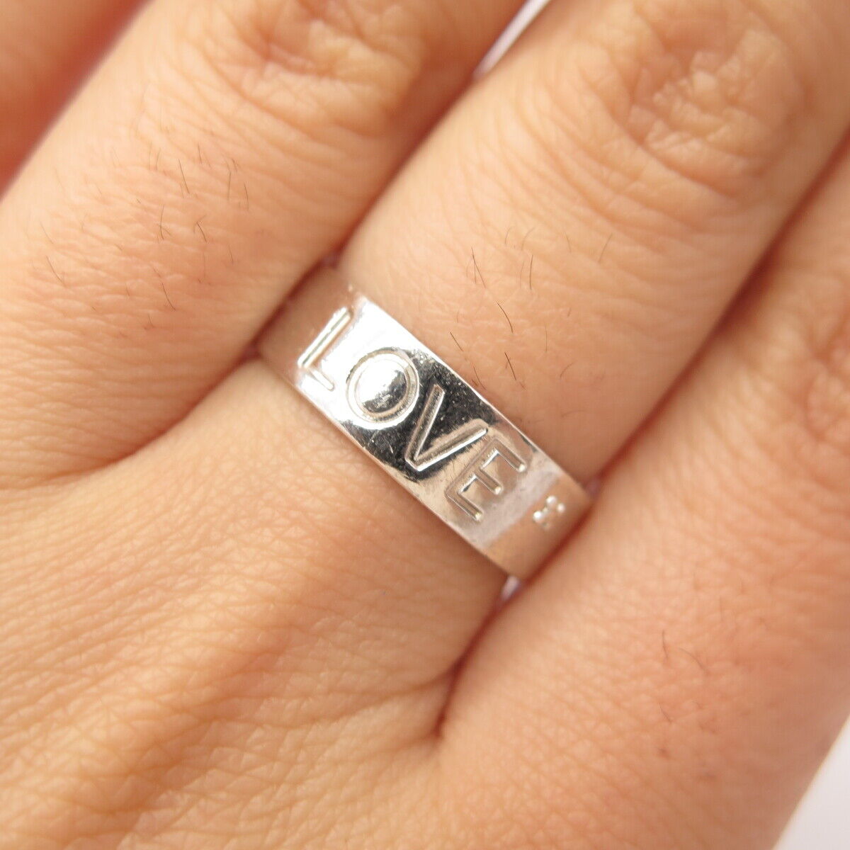 925 Sterling Silver "LOVE" Band Ring Size 7 3/4