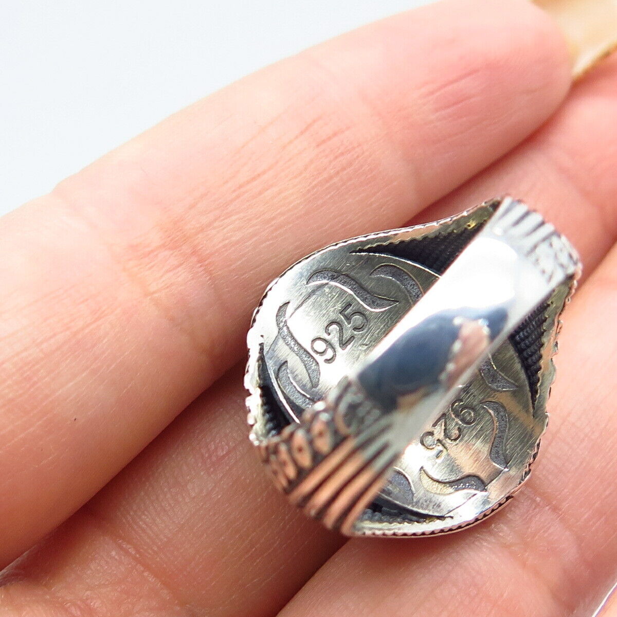 925 Sterling Silver 2-Tone Vintage Melanite Gem & Blue Glass Ring Size 10.25