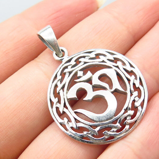 925 Sterling Silver Vintage Om Mantra Ornate Pendant