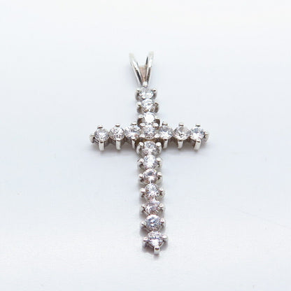 925 Sterling Silver Round-Cut C Z Cross Pendant