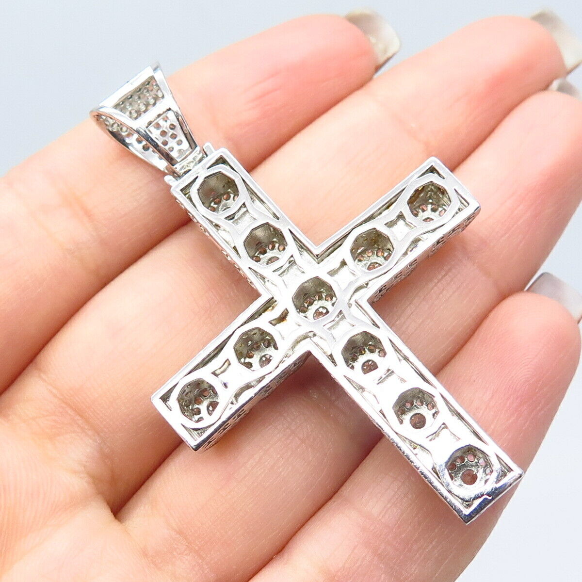 925 Sterling Silver Pave C Z Cross Pendant