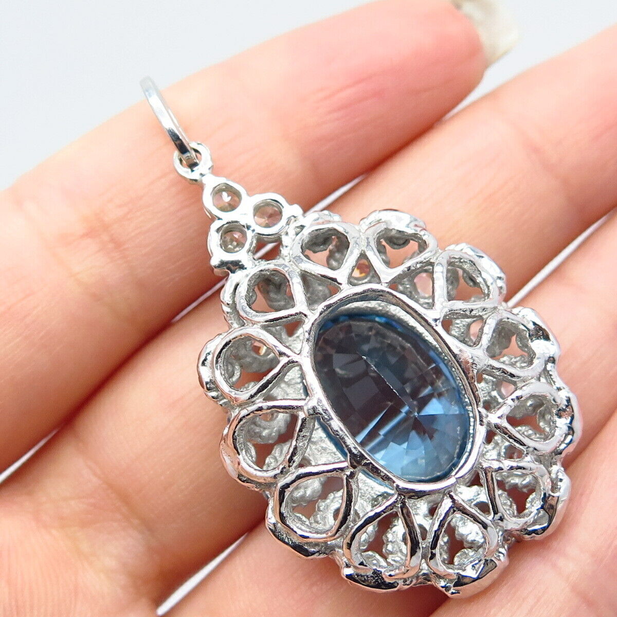 925 Sterling Silver Vintage Real Blue Topaz Gemstone & C Z Pendant