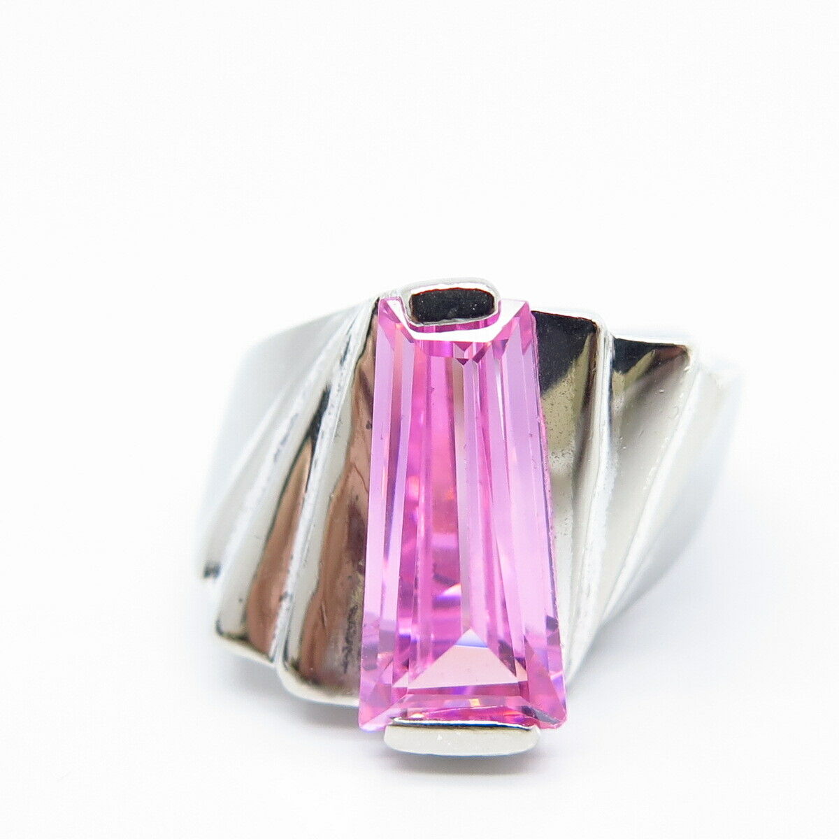 925 Sterling Silver Pink C Z Ribbed Ring Size 6.75