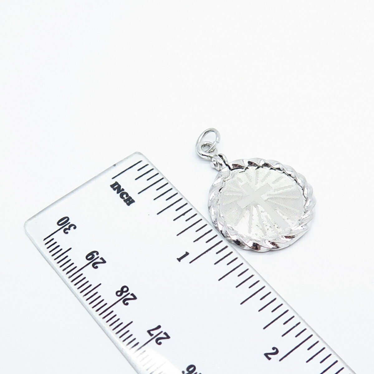 925 Sterling Silver Vintage Cross Round Pendant