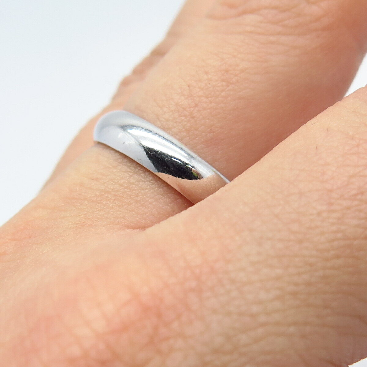 925 Sterling Silver Classic Band Ring Size 7.25