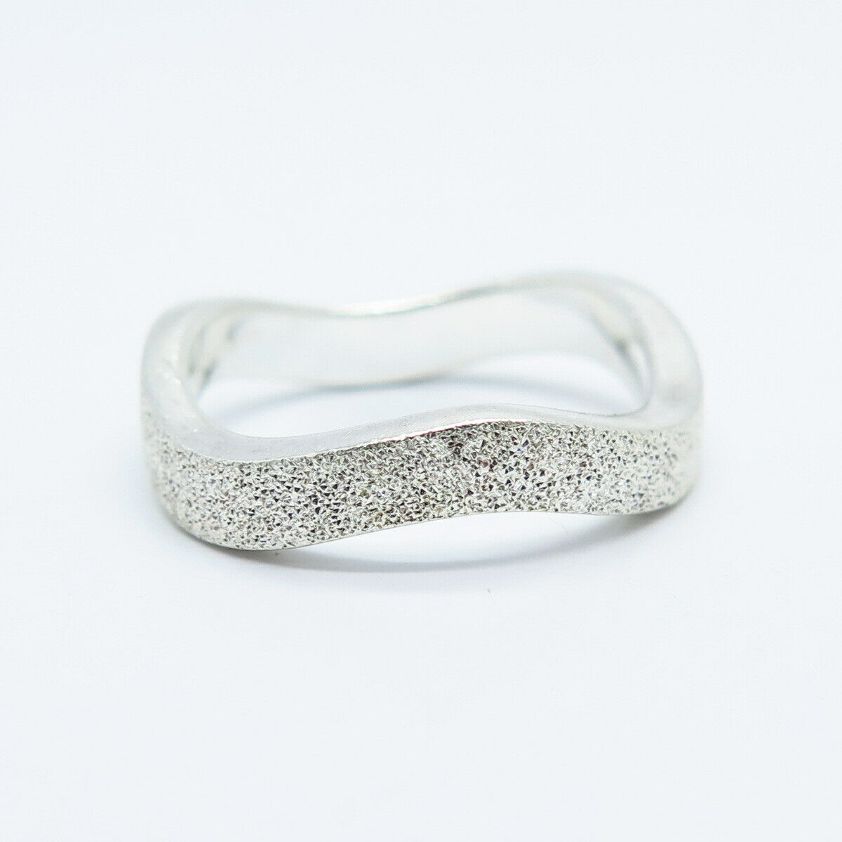 925 Sterling Silver Textured Wavy Ring Size 7.25