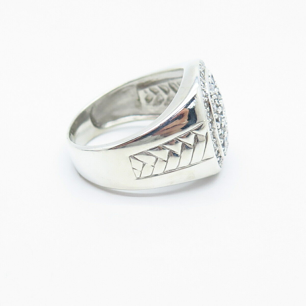 925 Sterling Silver Pave C Z Ring Size 11.5