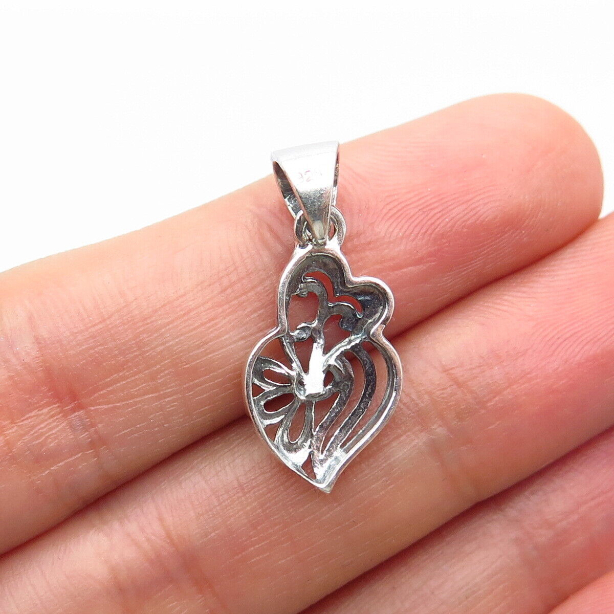 925 Sterling Silver Vintage Ornate Double Heart Charm Pendant