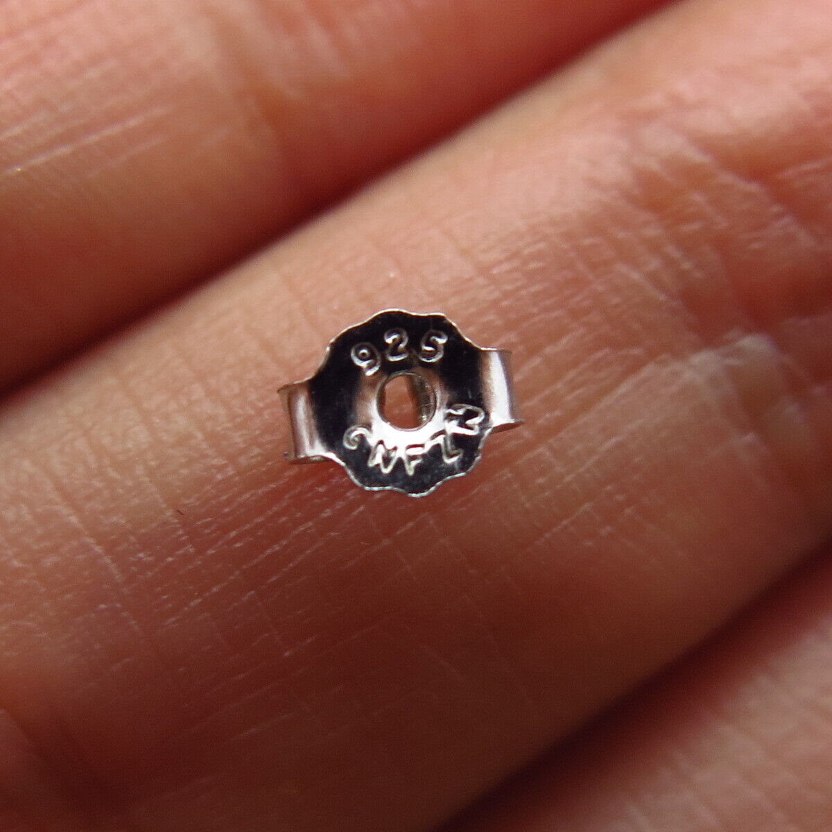 925 Sterling Silver Round-Cut C Z Stud Earrings