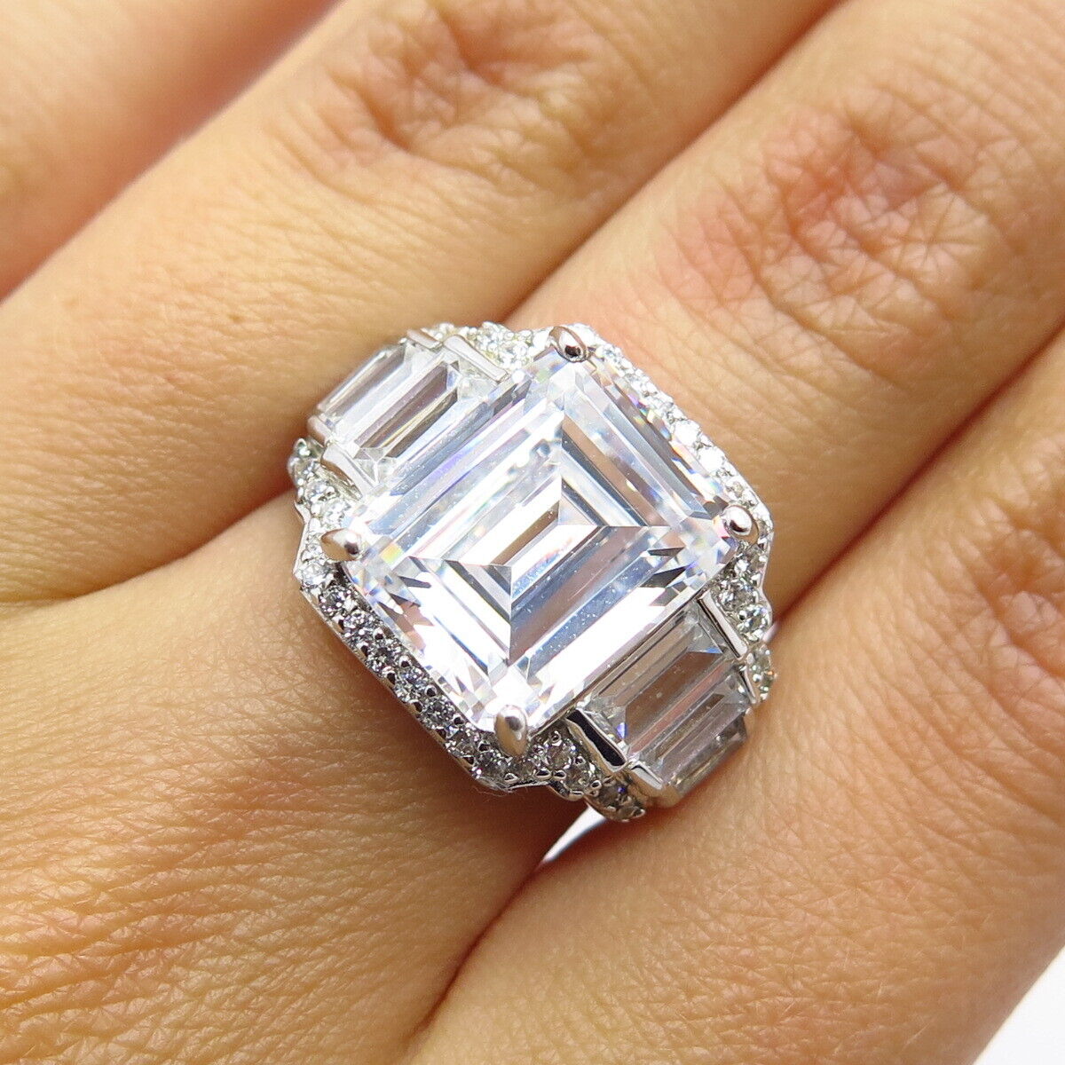 925 Sterling Silver Multi-C Z Ring Size 5