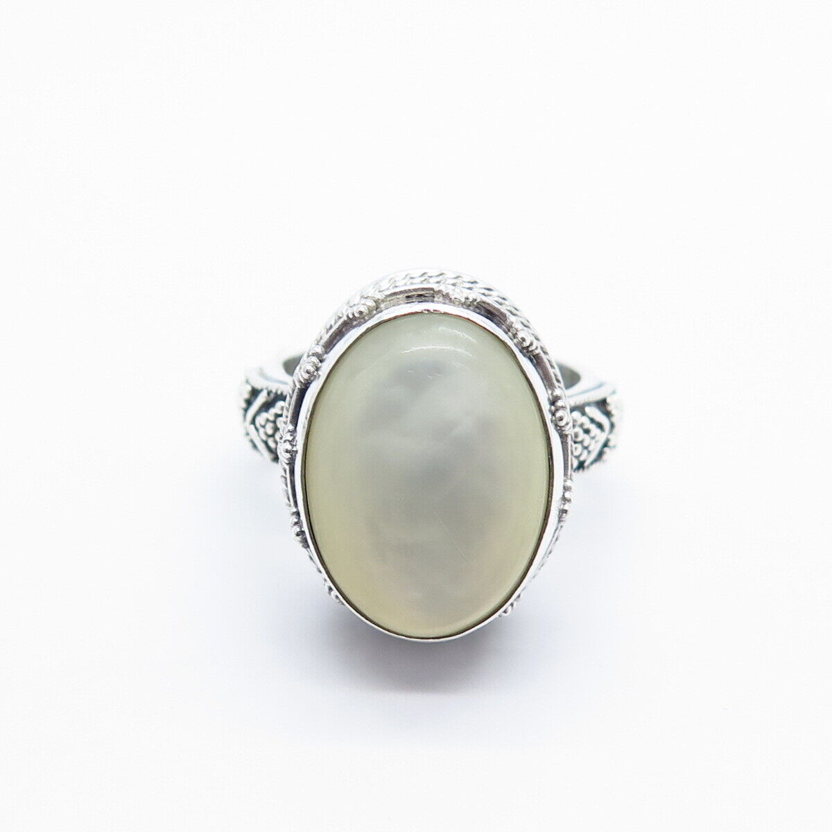 925 Sterling Silver Vintage Suarti Bali Real Mother-of-Pearl Oval Ring Size 8.75