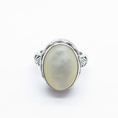 925 Sterling Silver Vintage Suarti Bali Real Mother-of-Pearl Oval Ring Size 8.75