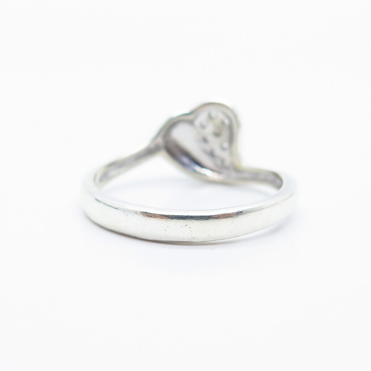 925 Sterling Silver Vintage C Z Heart Ring Size 8.5