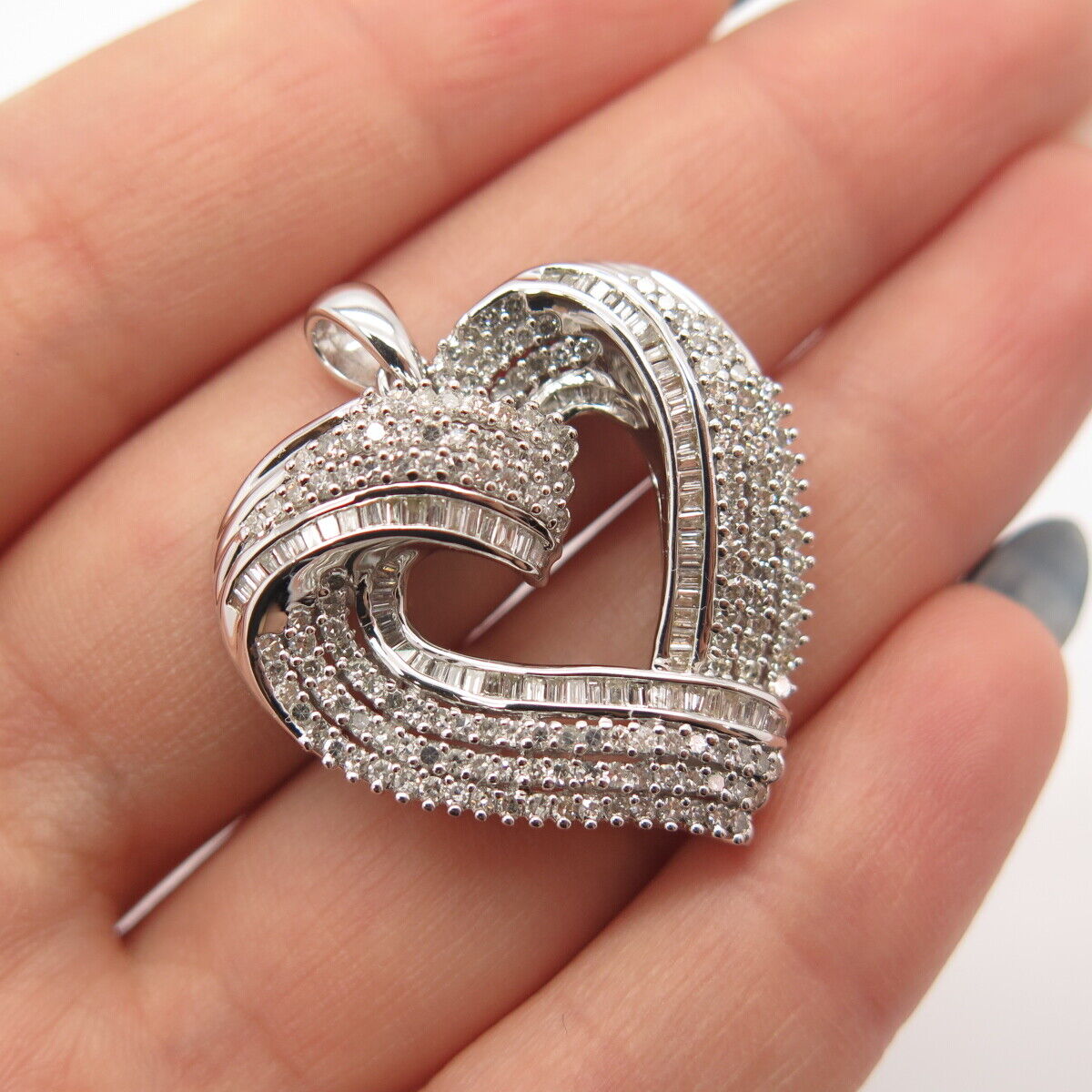 925 Sterling Silver Real SUN White Diamond Striped Open Heart Pendant