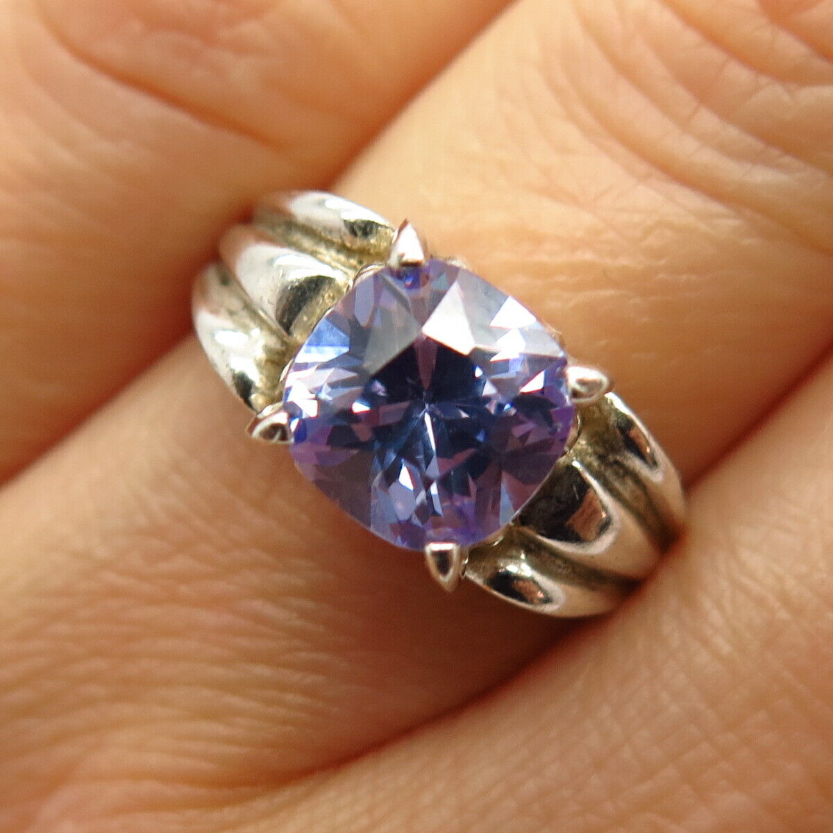 925 Sterling Silver Amethyst-Tone C Z Ring Size 6 1/4