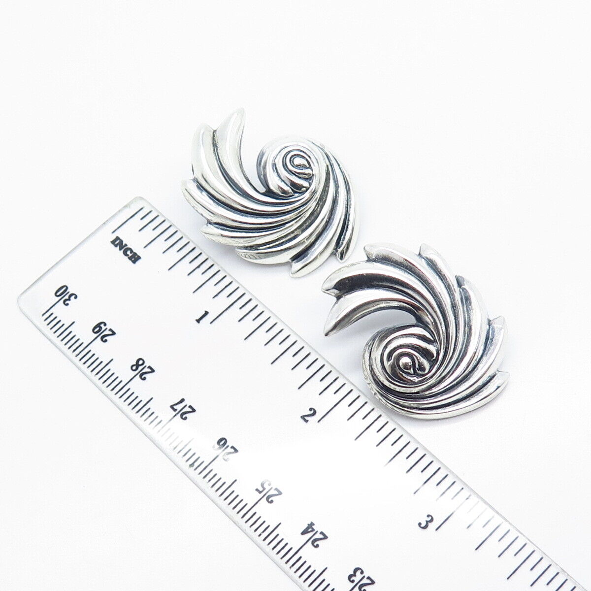 925 Sterling Silver Vintage Danecraft Ribbed Earrings