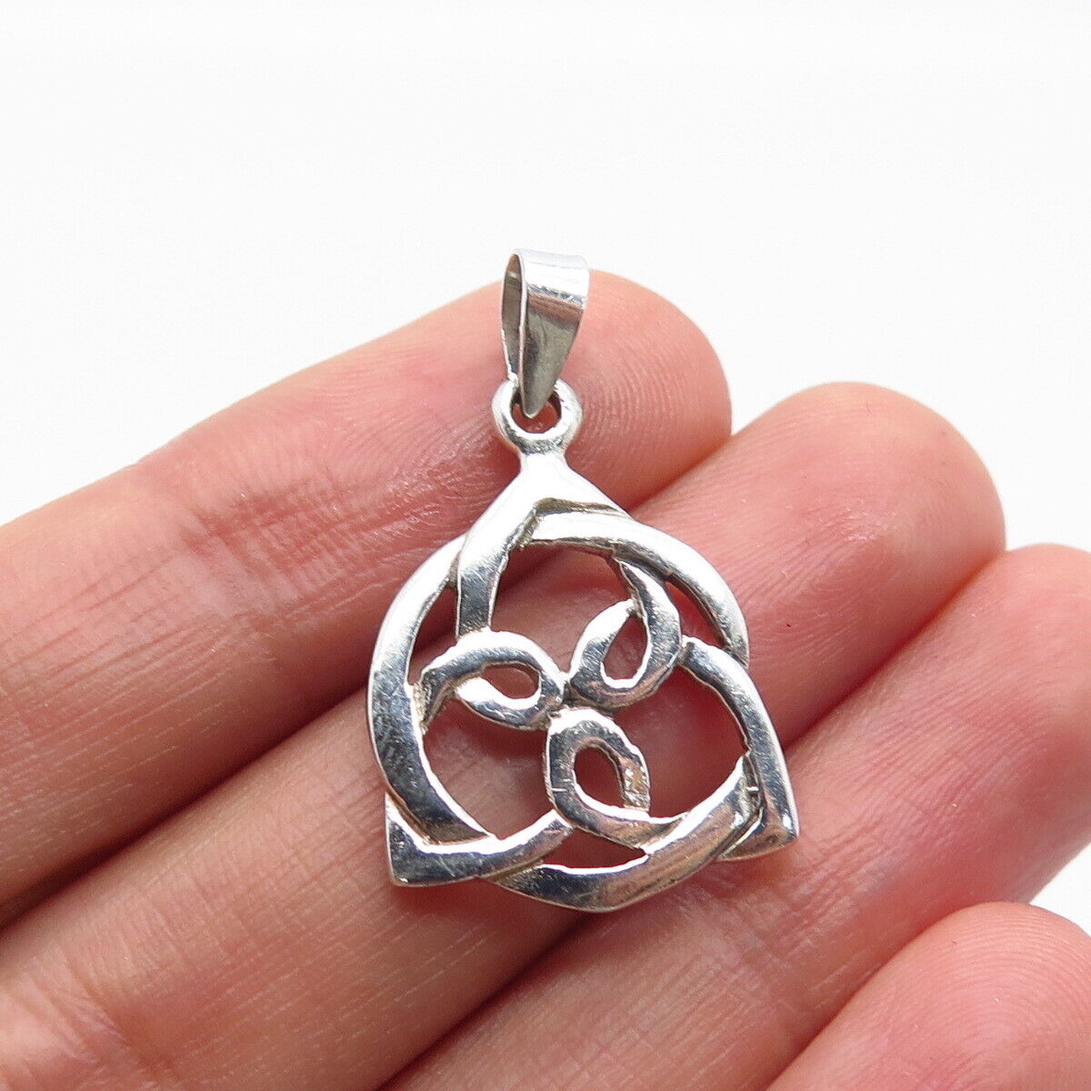 925 Sterling Silver Vintage Celtic Pendant