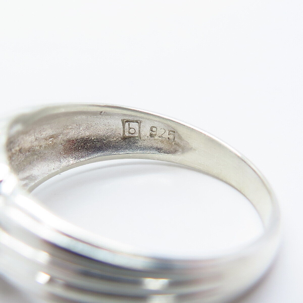 925 Sterling Silver Vintage Ribbed Ring Size 7