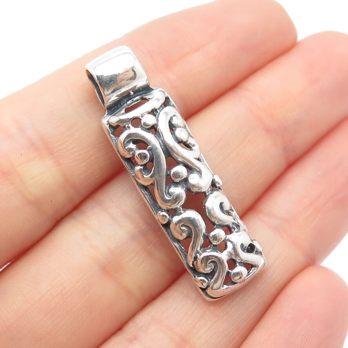 925 Sterling Silver Vintage Mexico Ornate Pendant