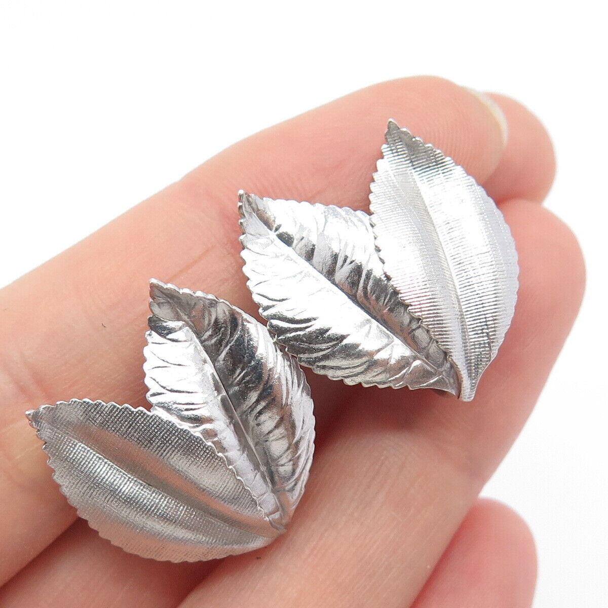 925 Sterling Silver Vintage Van Dell Textured Leaf Screw Back Earrings