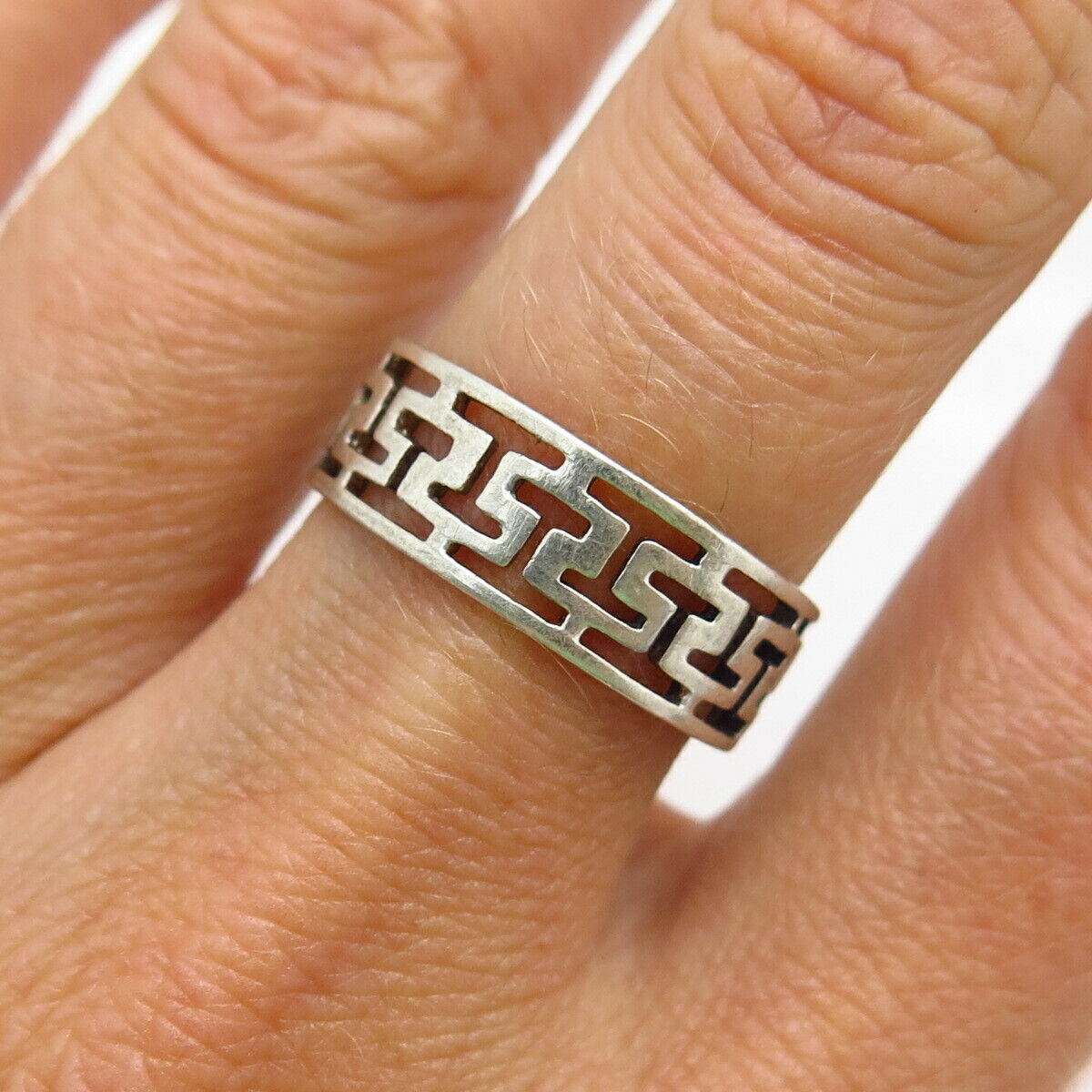 925 Sterling Silver Cutout Maze Design Band Ring Size 6 3/4