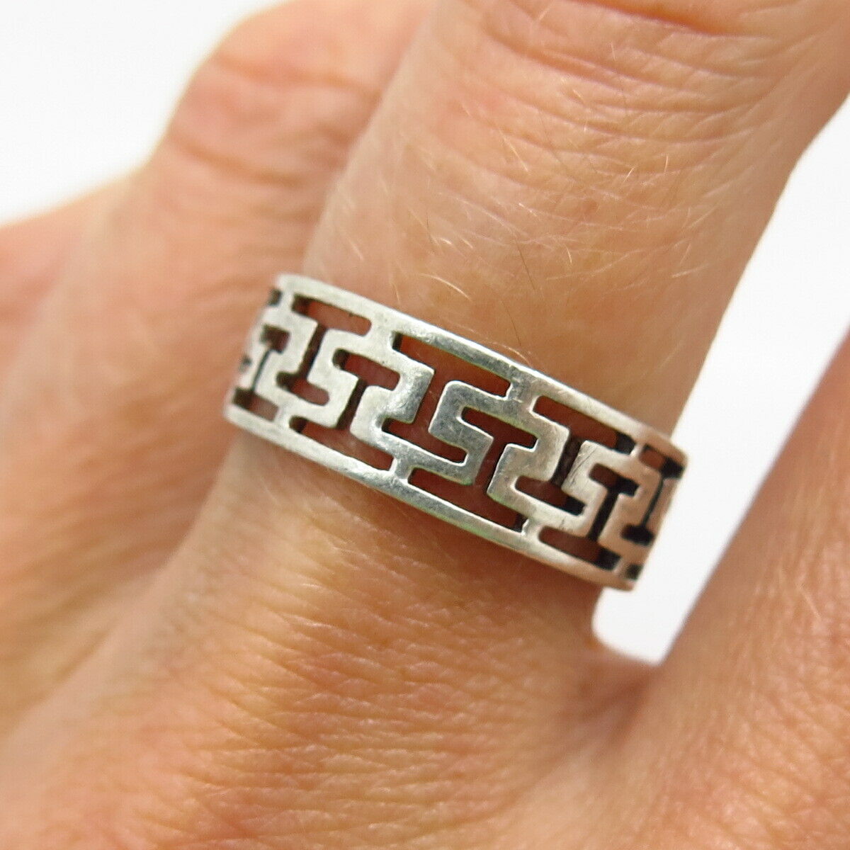 925 Sterling Silver Cutout Maze Design Band Ring Size 6 3/4