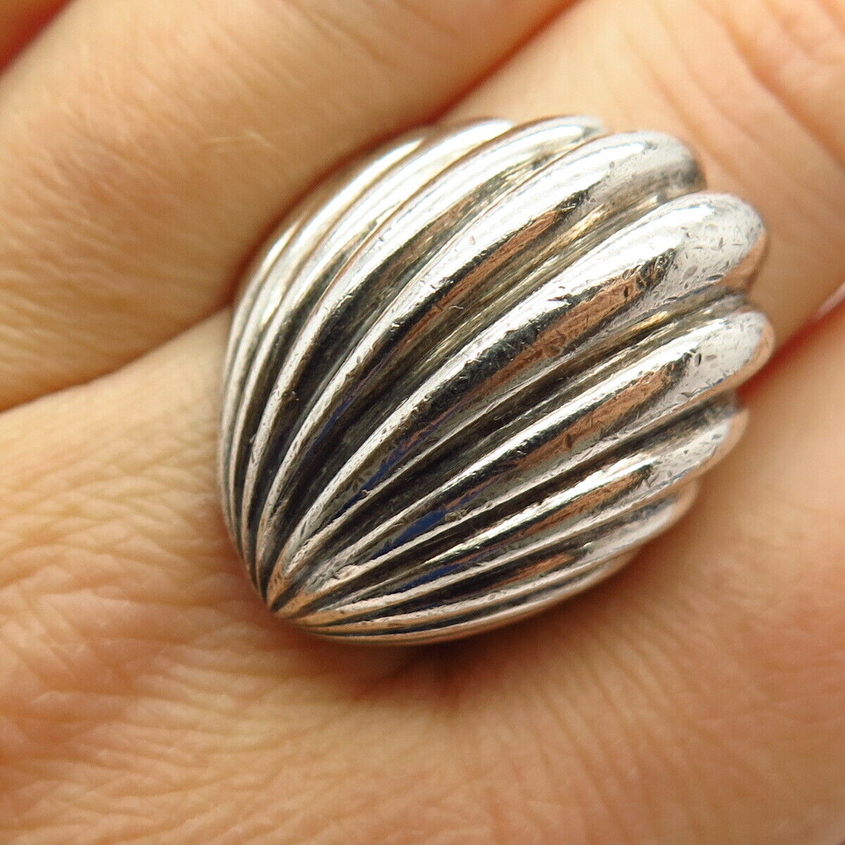 925 Sterling Silver Vintage Shell Design Wide Ring Size 9