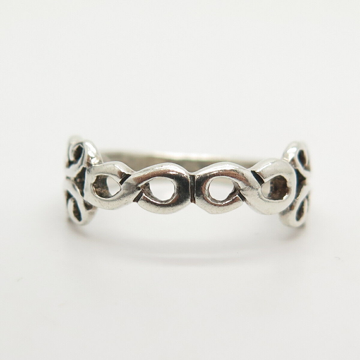 925 Sterling Silver Infinity / Swirl Ring Size 8 3/4