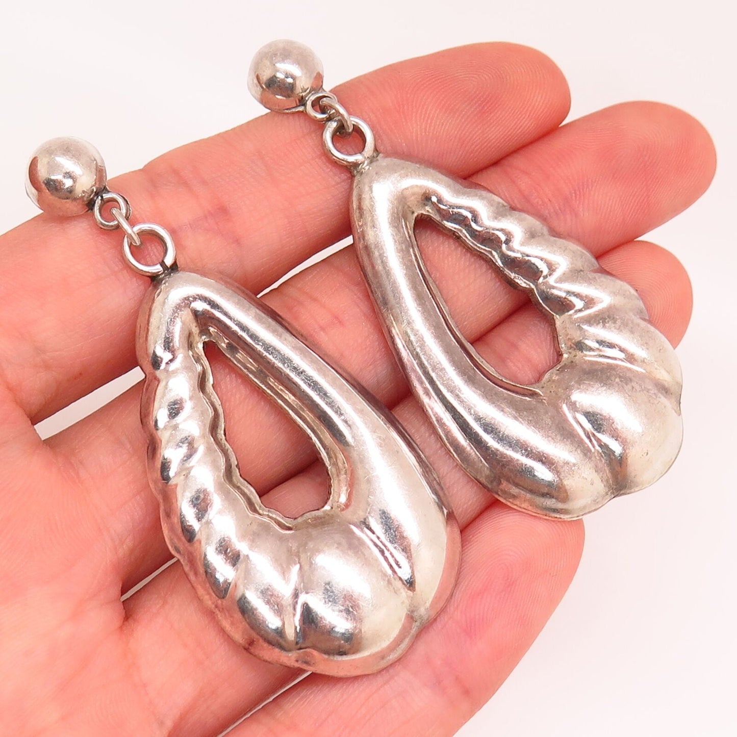 925 Sterling Silver Vintage Mexico Hollow Ribbed Design Dangling Earrings