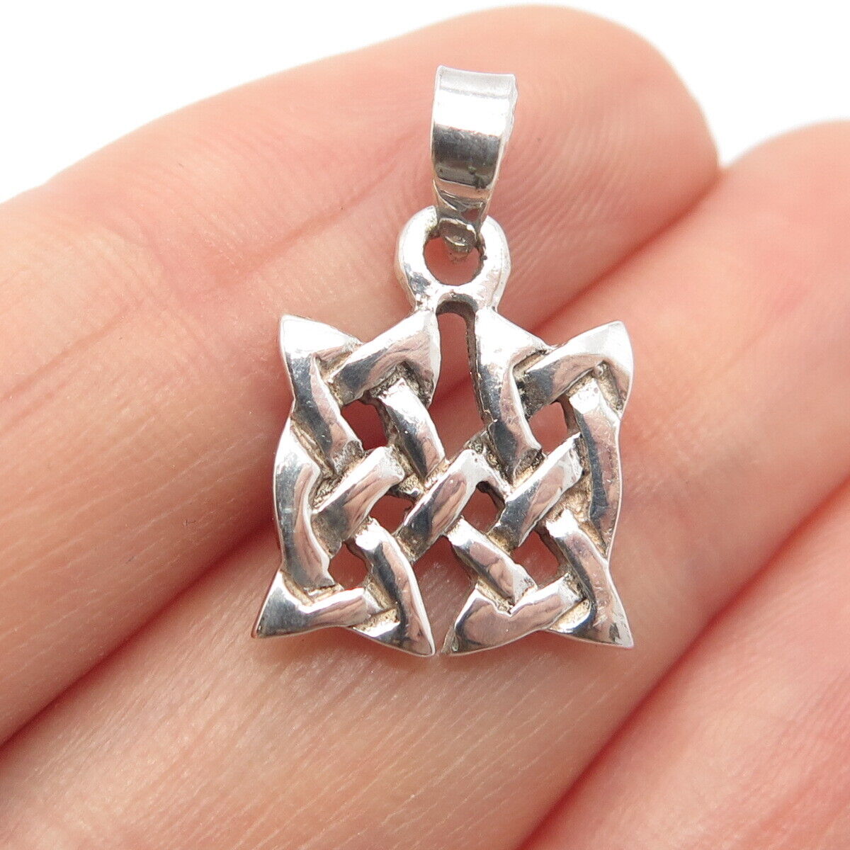 925 Sterling Silver Vintage Celtic Pendant