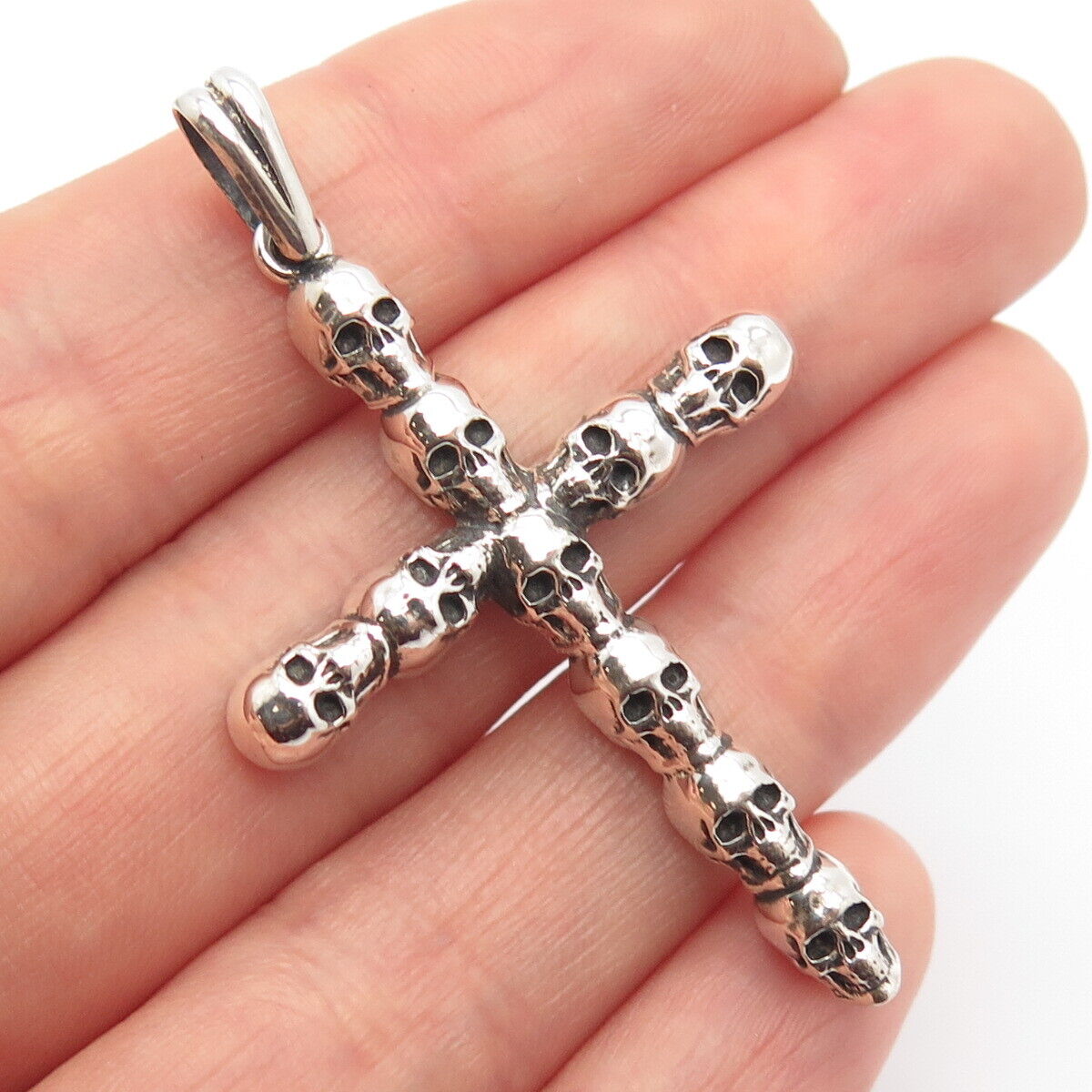 925 Sterling Silver Skull & Cross Pendant