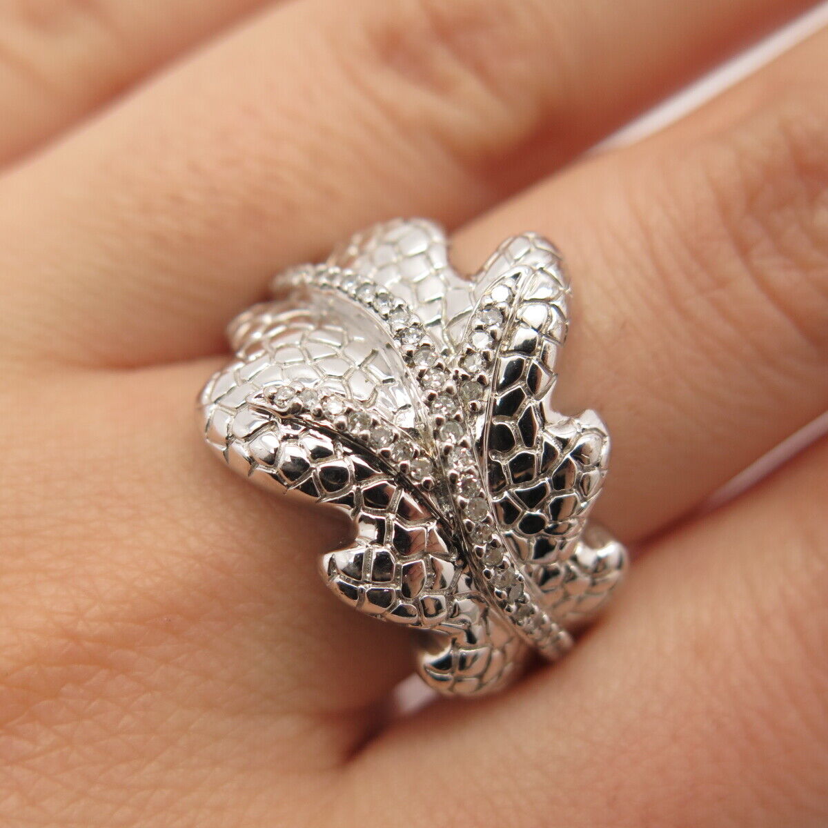 925 Sterling Silver Heng Ngai Real White Diamond Leaf Ring Size 8