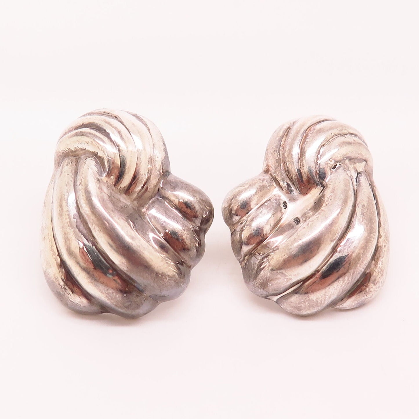 925 Sterling Silver Hollow Ribbed Design Earrings