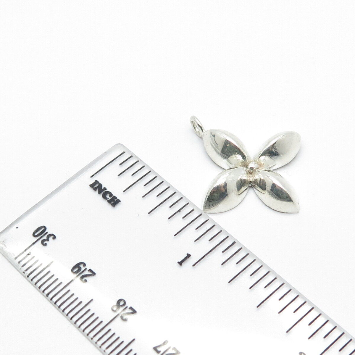 925 Sterling Silver Vintage Hollow Floral Pendant