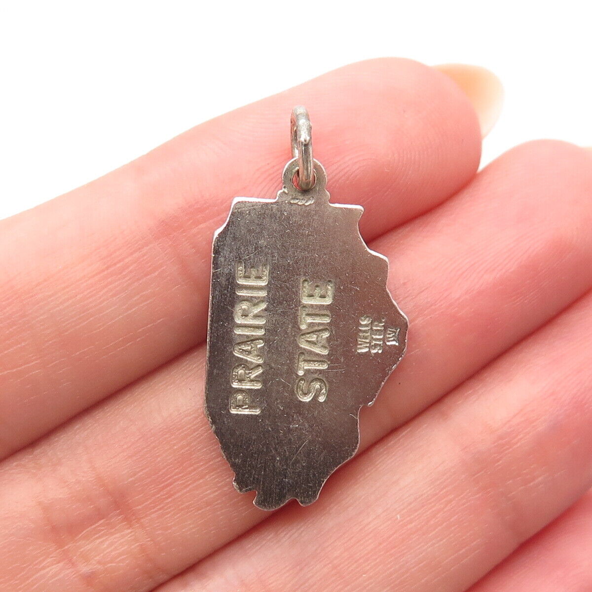 925 Sterling Silver Vintage Wells "Illinois" State Map Charm Pendant